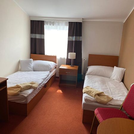 Hotel Cerny Orel Zatec Ngoại thất bức ảnh
