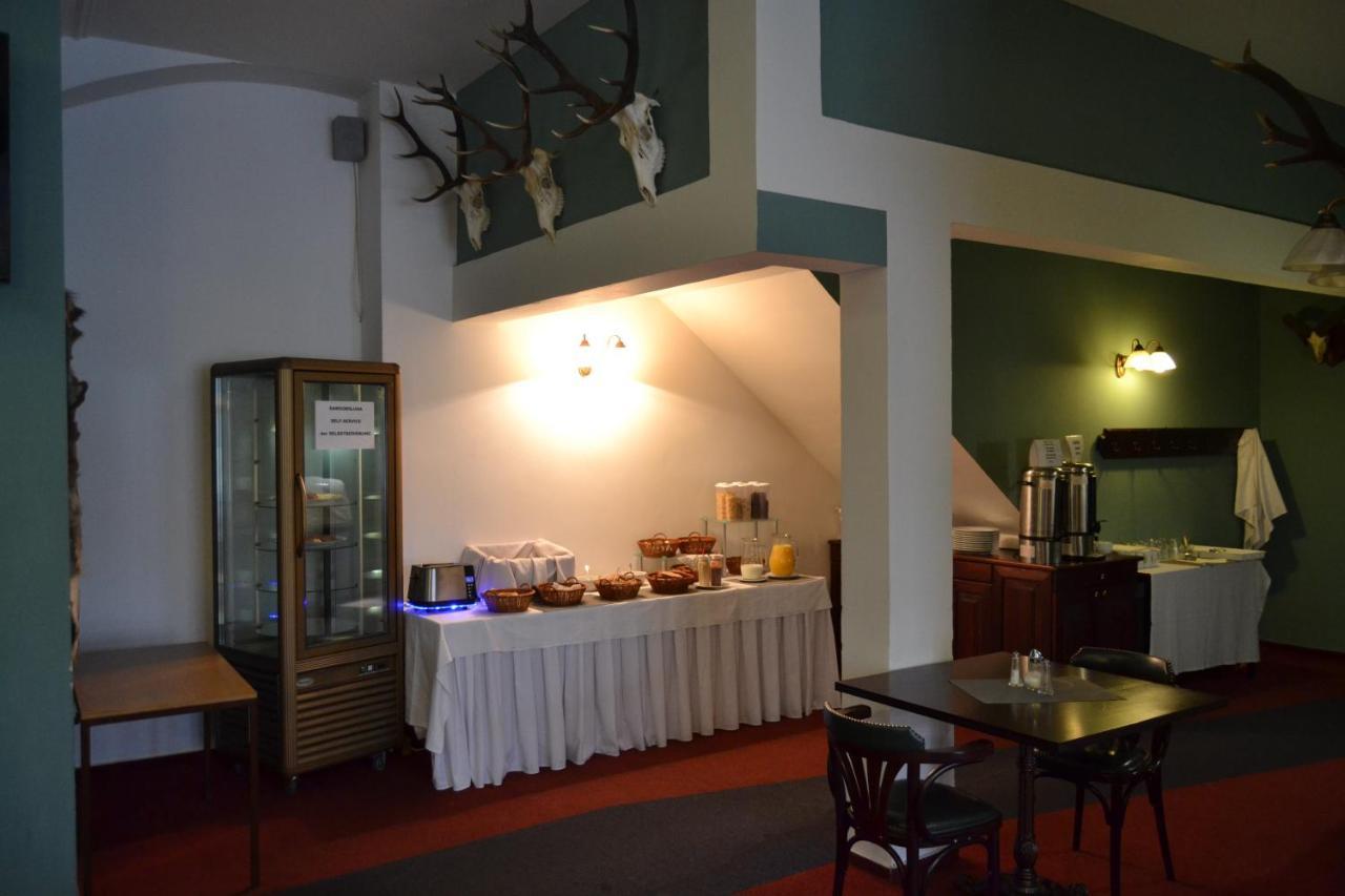 Hotel Cerny Orel Zatec Ngoại thất bức ảnh